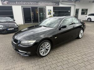 BMW 320 i Cabrio...