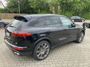 PORSCHE Cayenne S Diesel*21Alu,Panorama,Luft,Bi-Xenon*...
