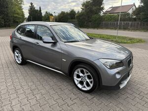 BMW X1 xDrive 20d X Line*Leder,Navi,Xenon,AHK,Top*...