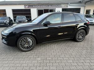 PORSCHE Cayenne Turbo*Pano,AHK,Matrix,PDCC,Soft close*...