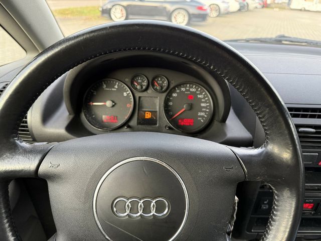AUDI A2 1.4...