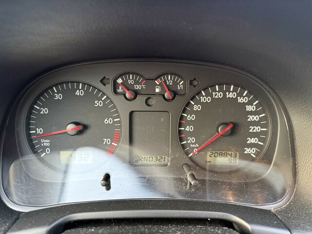 VW Golf IV 1.6 *Automatik,TÜV neu*...