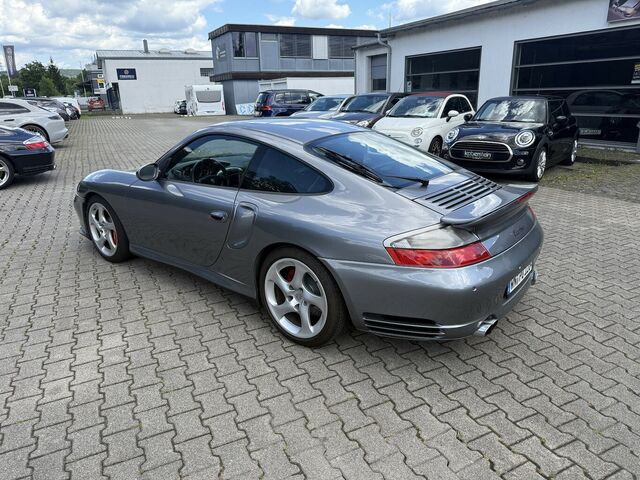 PORSCHE 911 Turbo...