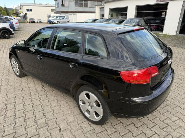 AUDI A3 1.6 FSI Sportback...