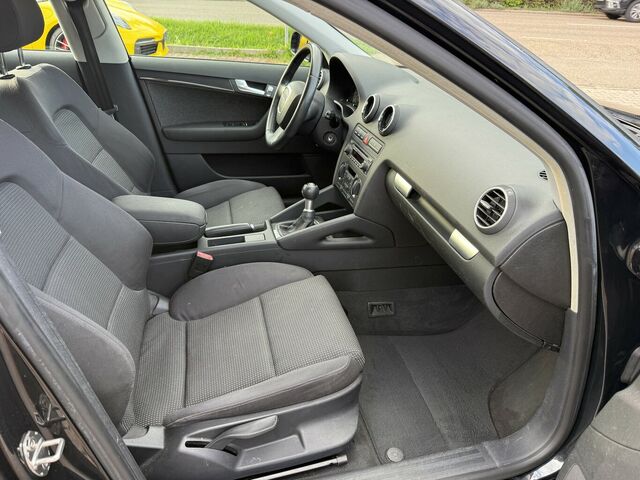 AUDI A3 1.6 FSI Sportback...