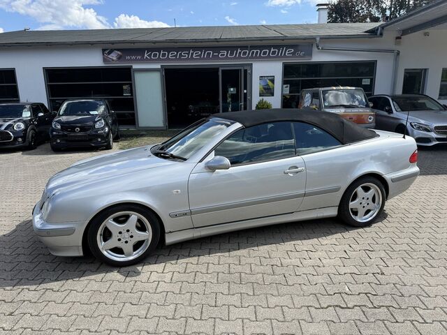 MERCEDES-BENZ CLK 320