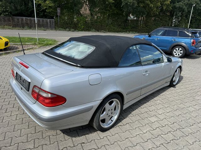 MERCEDES-BENZ CLK 320 AMG Räder,Leder, kein TÜV an Bastler...