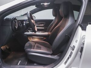 MERCEDES-BENZ CLA 250+ EQ AMG Line Premium+ Night Superscreen
