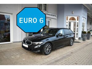 BMW 320 d Touring Aut. PanoDach AbstandsGRA Navi...