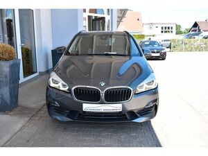 BMW 220 Active Tourer 220i Active Tourer Aut. Sport Line Navi PanoDach...