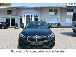 BMW 118 i Aut. Advantage Navi Tempomat PDC ALU LED...