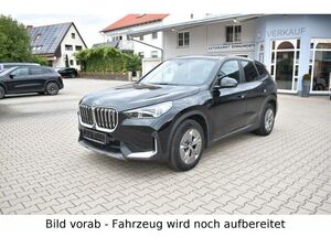 BMW iX1 30 xDrive Navi Keyless LED Parkassistent...