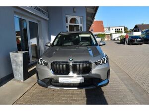 BMW X1 xDrive 23 i Autom. Paket Premium LED Sitzhzg...