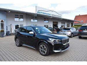 BMW iX1 xDrive30 xLine Navi Keyless Parking Assistan...