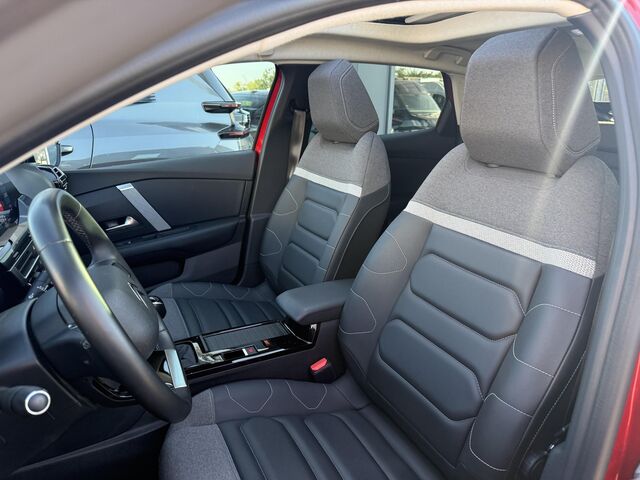 CITROEN C4 PureTech 130 Shine Ansicht 10 für Fahrzeugdetailseite