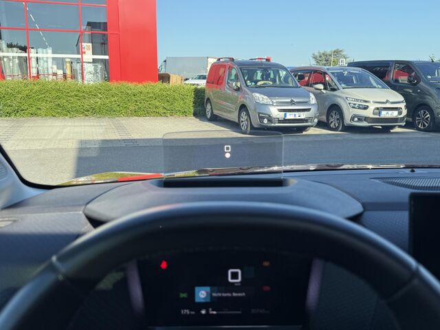 CITROEN C4 PureTech 130 Shine Ansicht 14 für Fahrzeugdetailseite