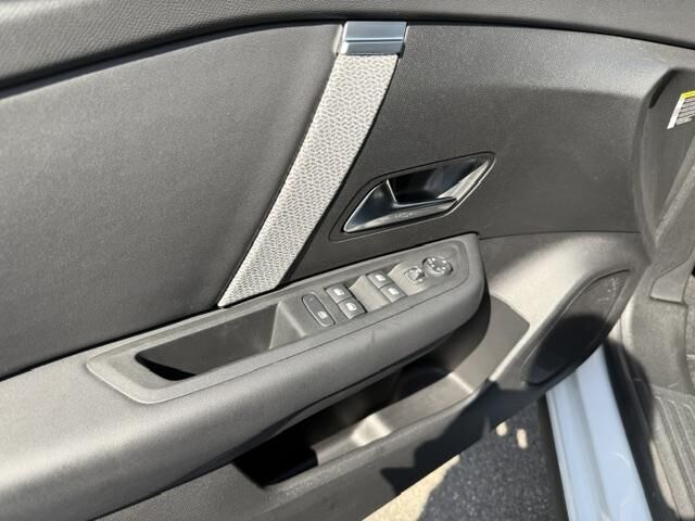 CITROEN C4 PureTech 130 Max Ansicht 30 für Fahrzeugdetailseite