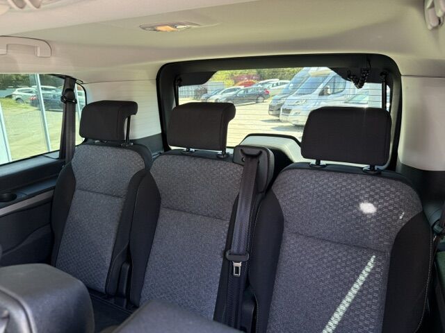 CITROEN SpaceTourer Blue HDi 180 Plus M Automatik Ansicht 27 für Fahrzeugdetailseite