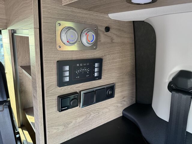 CITROEN Andere Holidays Camper Blue HDi 180 EAT8 Automatik Ansicht 28 für Fahrzeugdetailseite