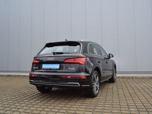 AUDI Q5 Sport 40 TDI qu. S-tr. S-line AHK/MATRIX/NAVI+RFK/TOUR+STADT/TECHNOLOGY/20-ZOLL