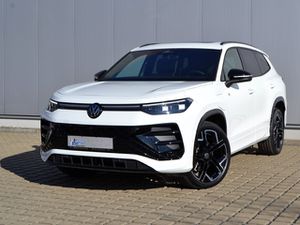VW Tayron 1.5 TSI eHybrid R-Line BLACK-STYLE/20-ZOLL+DCC/AHK/PANORAMA/IQ.DRIVE-PAKET/LEDER