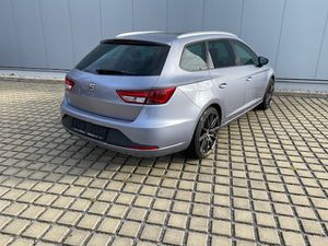 SEAT Leon ST 1.4 TSI 150 PS FR PANORAMA/19-ZOLL/LED/NAVI+SOUND/ACC/PDC/CLIMATRONIC/SHZ/NSW