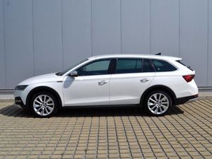 SKODA Octavia 2.0 TDI 4x4 DSG Scout AHK/MATRIX/NAVI/INFOTAIN+KOMFORT+TRANSPORT-PAKET/18-ZOLL/