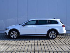 VW Passat Alltrack 2.0 TDI 190 PS 4Motion DSG AHK/MATRIX/18-ZOLL/PANORAMA/NAVI-PRO/DYNAUDIO