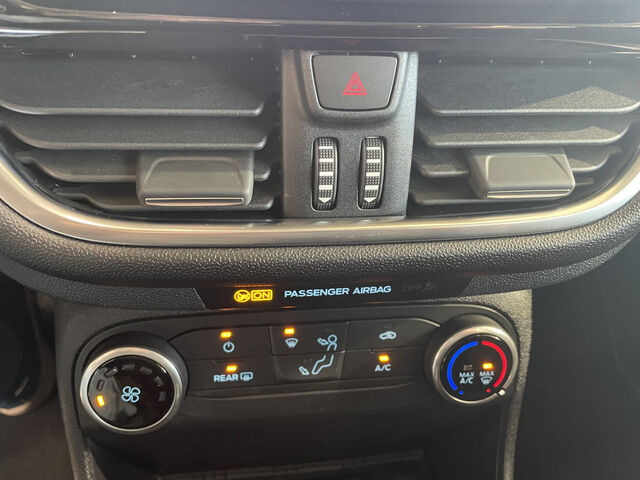FORD Fiesta KAMERA NAVI FACEL. LED Ansicht 24 für Fahrzeugdetailseite