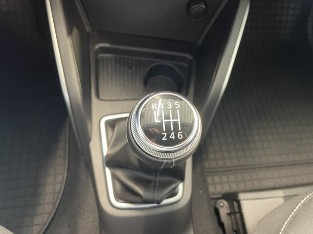 DACIA Duster 1.Hand Scheckheft NAVI Ansicht 26 für Fahrzeugdetailseite