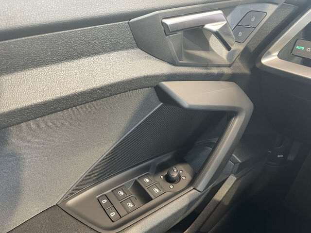 AUDI A3 1.Hand 8-fach Ansicht 31 für Fahrzeugdetailseite