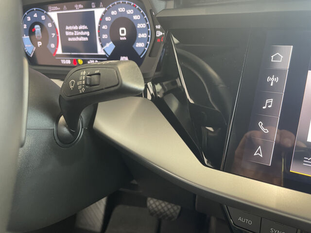 AUDI A3 1.Hand 8-fach Ansicht 35 für Fahrzeugdetailseite