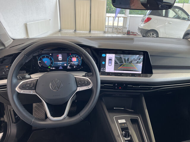 VW Golf DSG KAMERA NAVI ACC LED Ansicht 18 für Fahrzeugdetailseite