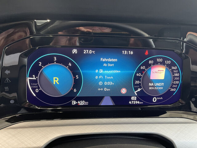 VW Golf DSG KAMERA NAVI ACC LED Ansicht 20 für Fahrzeugdetailseite