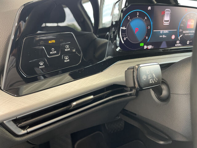 VW Golf DSG KAMERA NAVI ACC LED Ansicht 29 für Fahrzeugdetailseite