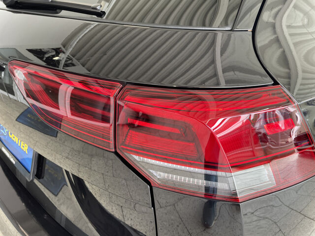 VW Golf DSG KAMERA NAVI ACC LED Ansicht 37 für Fahrzeugdetailseite