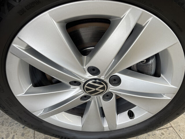 VW Golf DSG KAMERA NAVI ACC LED Ansicht 42 für Fahrzeugdetailseite