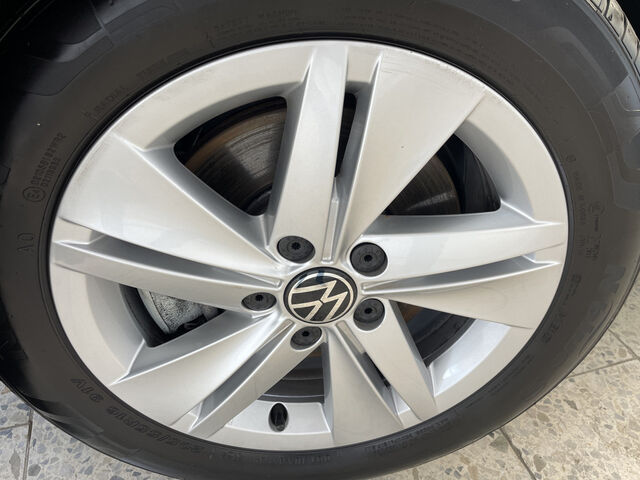 VW Golf DSG KAMERA NAVI ACC LED Ansicht 43 für Fahrzeugdetailseite