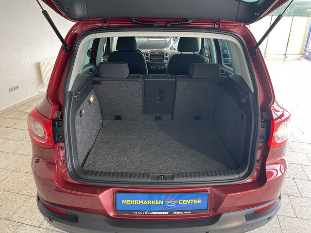 VW Tiguan KLIMA PDC SHZ XENON Ansicht 12 für Fahrzeugdetailseite
