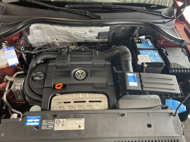 VW Tiguan KLIMA PDC SHZ XENON Ansicht 15 für Fahrzeugdetailseite