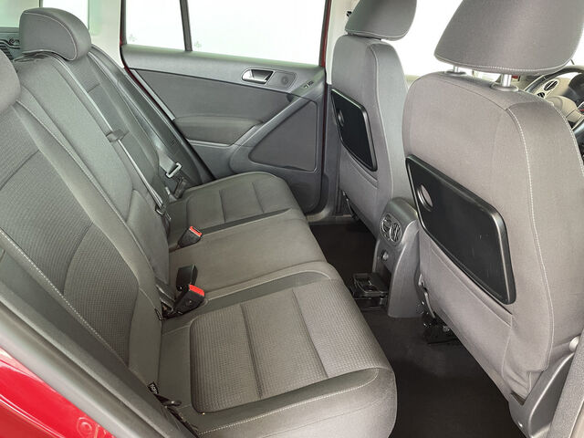 VW Tiguan KLIMA PDC SHZ XENON Ansicht 18 für Fahrzeugdetailseite