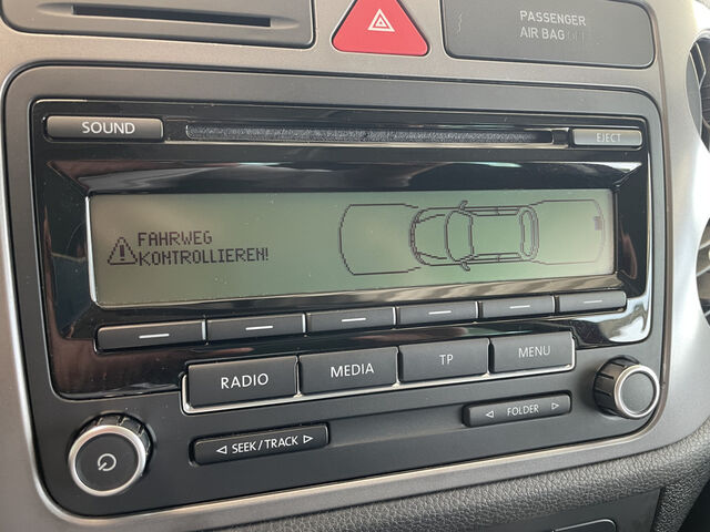 VW Tiguan KLIMA PDC SHZ XENON Ansicht 23 für Fahrzeugdetailseite