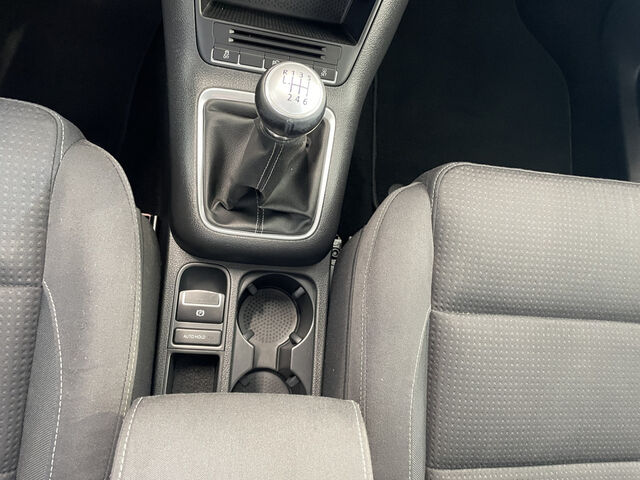 VW Tiguan KLIMA PDC SHZ XENON Ansicht 26 für Fahrzeugdetailseite
