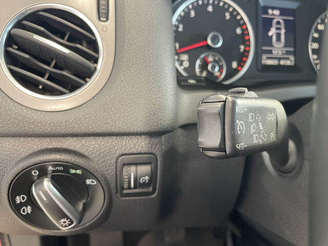 VW Tiguan KLIMA PDC SHZ XENON Ansicht 28 für Fahrzeugdetailseite