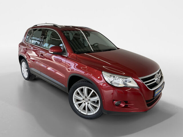 VW Tiguan KLIMA PDC SHZ XENON Ansicht 4 für Fahrzeugdetailseite