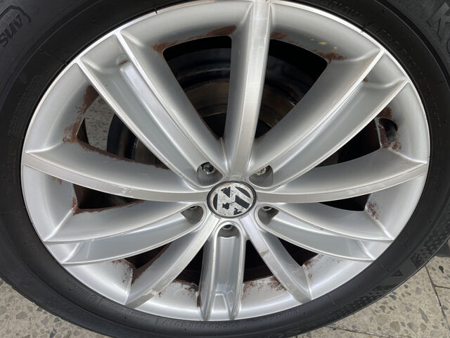 VW Tiguan KLIMA PDC SHZ XENON Ansicht 44 für Fahrzeugdetailseite