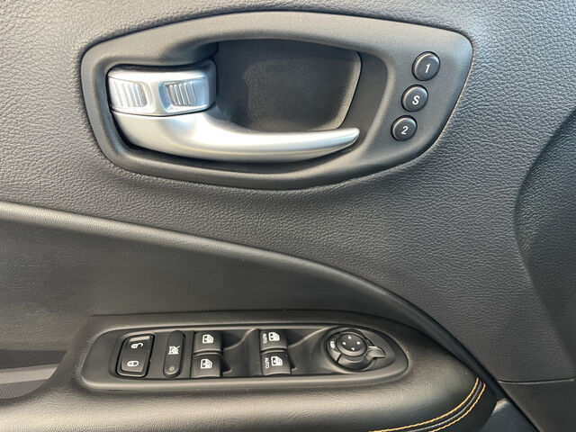 JEEP Compass LEDER KAMERA XENON NAVI Ansicht 29 für Fahrzeugdetailseite