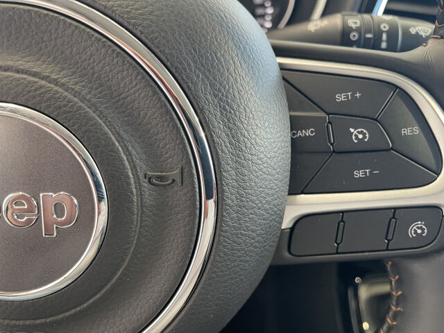 JEEP Compass LEDER KAMERA XENON NAVI Ansicht 33 für Fahrzeugdetailseite