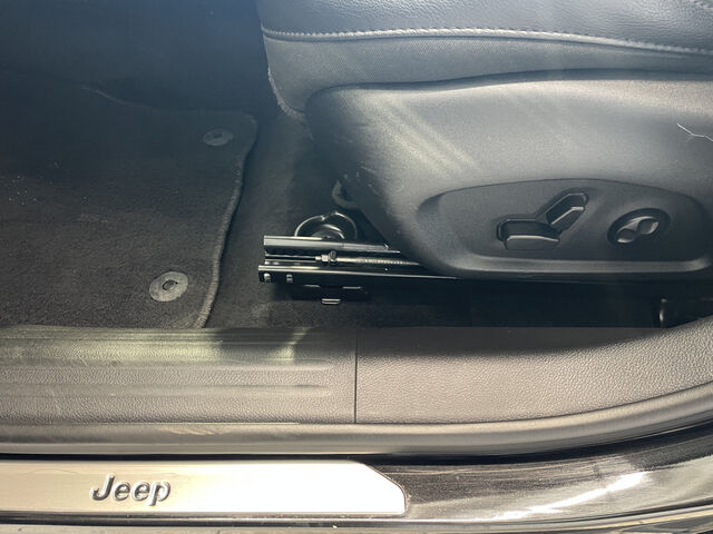 JEEP Compass LEDER KAMERA XENON NAVI Ansicht 38 für Fahrzeugdetailseite
