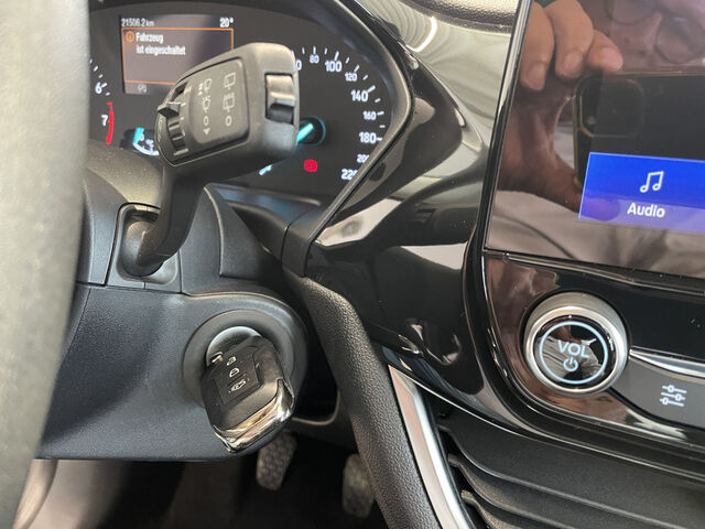FORD Fiesta KAMERA NAVI FACEL. LED Ansicht 34 für Fahrzeugdetailseite